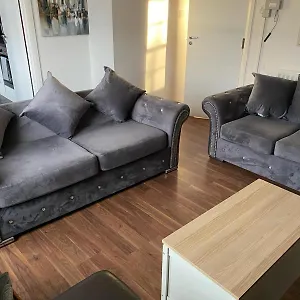 The Granite - Modern Centre Apartment Aberdeen